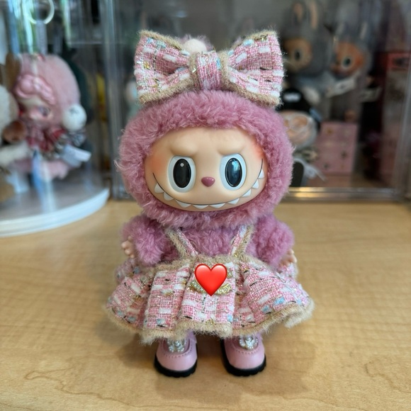 labubu dress Free Beginner Crochet LaBOOboo Labubu Doll Costume Pattern main image 1